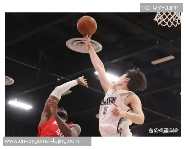 杨瀚森开展联盟首秀低开高走！下半场有球权后控制攻守+篮板！